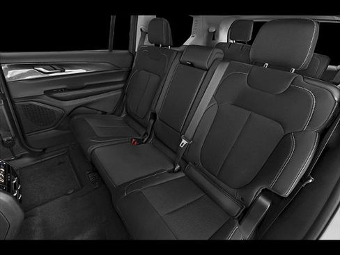 Used 2024 Jeep Grand Cherokee L Laredo AWD/4WD image 27