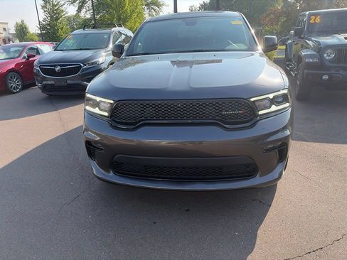Used 2021 Dodge Durango SXT AWD/4WD image 2
