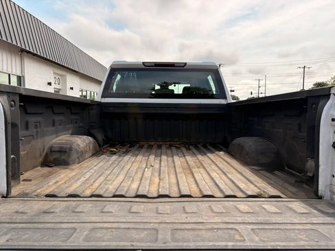 Used 2024 Chevrolet Silverado 2500 W/T w/ WT Fleet Convenience Package AWD/4WD image 8