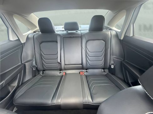 Used 2024 Volkswagen Jetta SEL FWD image 7