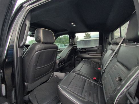 Used 2024 GMC Sierra 1500 AT4X image 21