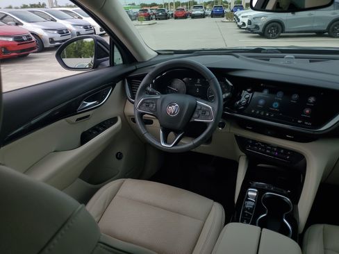 Used 2021 Buick Envision Essence FWD image 18