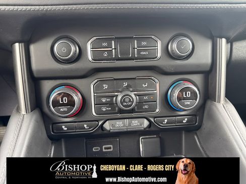 Used 2024 Chevrolet Tahoe LT AWD/4WD image 8