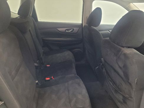 Used 2016 Nissan Rogue S w/ S Family Package image 19