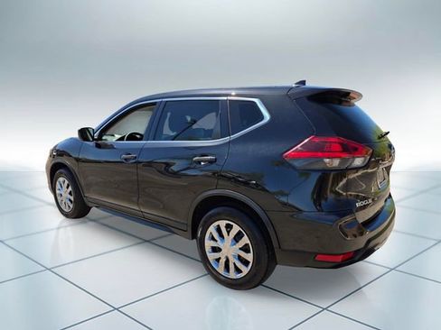 Used 2019 Nissan Rogue S FWD image 8