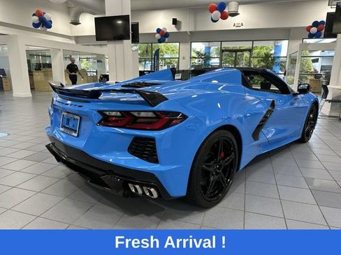 Used 2021 Chevrolet Corvette Stingray Premium Conv w/ Z51 Performance Package RWD image 36