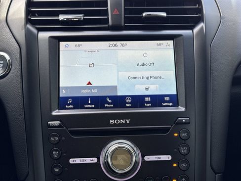 Used 2020 Ford Fusion Titanium AWD/4WD image 16