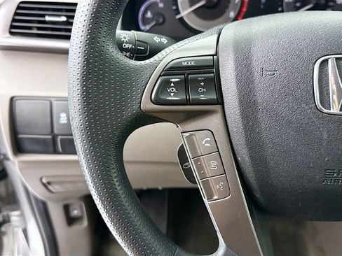 Used 2015 Honda Odyssey LX image 11