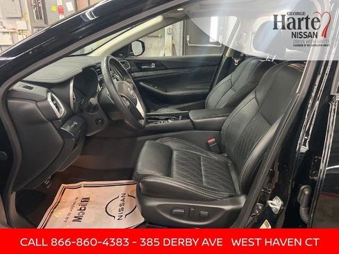 Certified 2023 Nissan Maxima Platinum w/ Sport Mat Group image 26