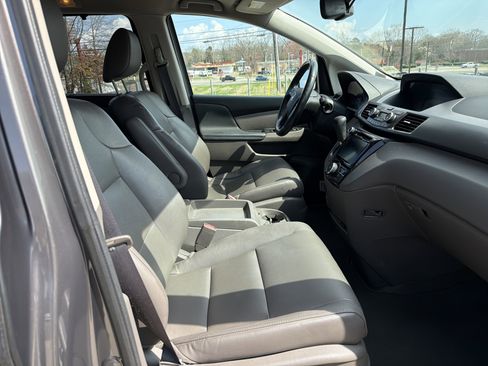 Used 2015 Honda Odyssey EX-L image 29