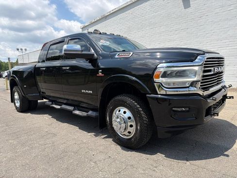 Used 2022 RAM 3500 Laramie AWD/4WD image 8