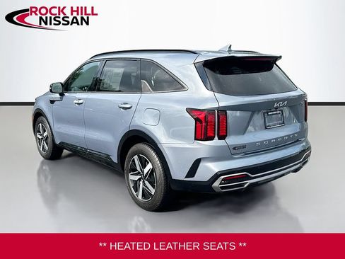Used 2022 Kia Sorento S FWD image 5