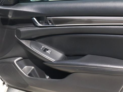 Used 2020 Honda Accord Sport image 14