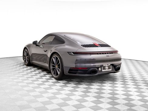 Certified 2024 Porsche 911 Carrera RWD image 3