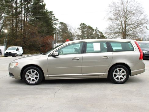 Used 2008 Volvo V70 image 4