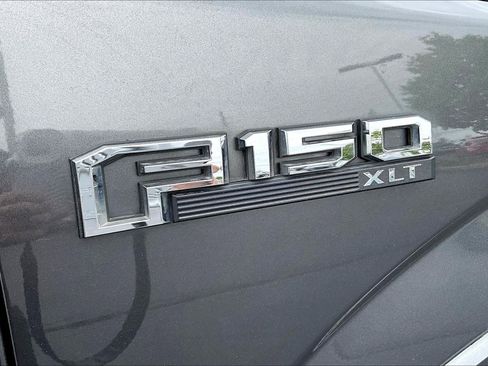 Used 2018 Ford F150 XLT w/ Equipment Group 302A Luxury AWD/4WD image 25