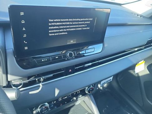 New 2026 Mitsubishi Outlander SEL FWD image 30