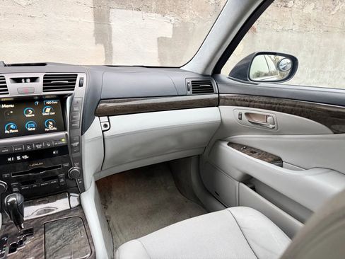 Used 2008 Lexus LS 600h L image 35