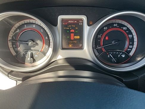 Used 2020 Dodge Journey SE image 16