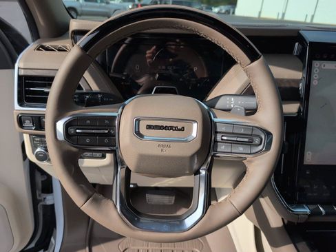 New 2026 GMC Yukon XL Denali w/ Denali Reserve Package AWD/4WD image 30