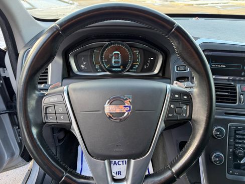 Used 2014 Volvo XC60 T6 image 11