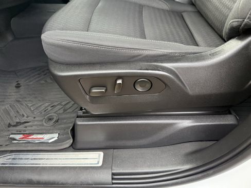 Used 2022 Chevrolet Silverado 1500 LT image 20