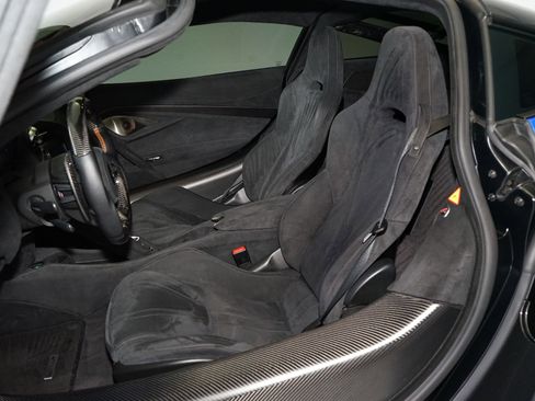 Used 2019 McLaren 720S Luxury RWD image 26