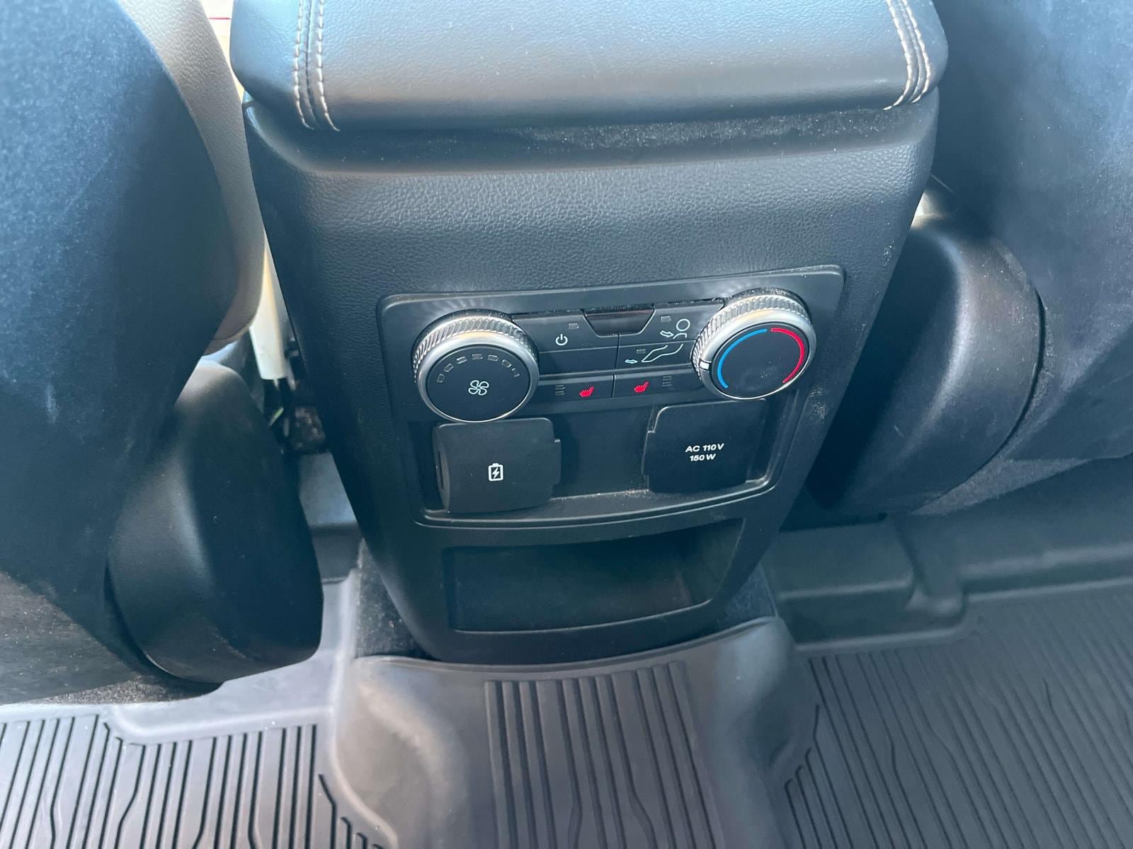 Used 2020 Ford Explorer Limited AWD/4WD image 18