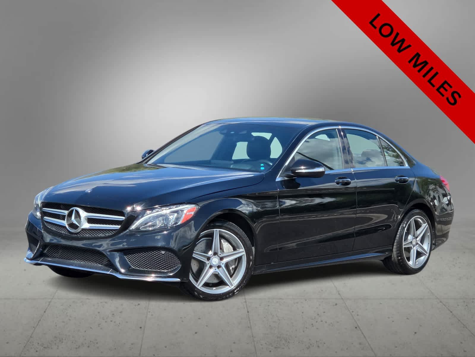 Used 2015 Mercedes-Benz C 300 4MATIC Sedan image 1