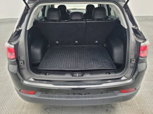 Used 2020 Jeep Compass Latitude w/ Popular Equipment Group image 29