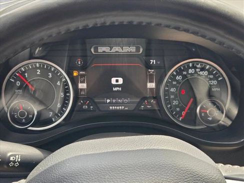 Used 2022 RAM 1500 Big Horn RWD image 11