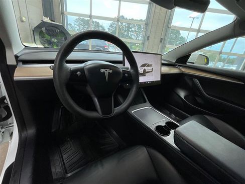 Used 2022 Tesla Model 3 Long Range AWD/4WD image 13
