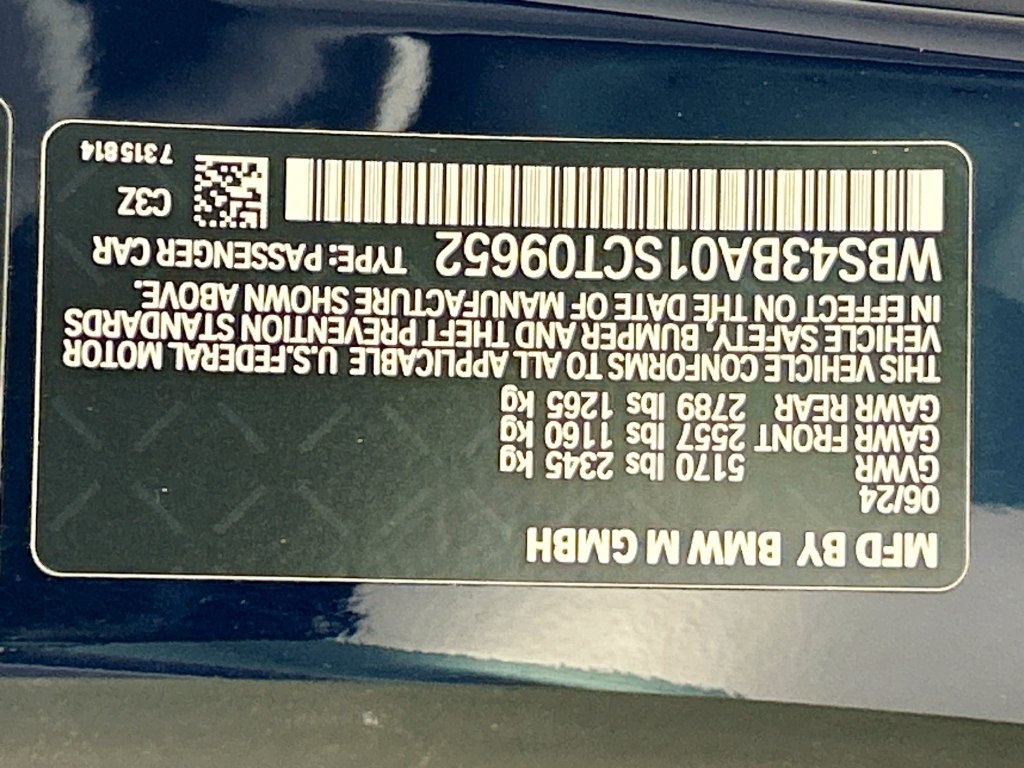 Used 2025 BMW M4 xDrive Competition AWD/4WD image 31