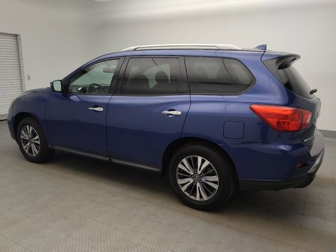 Used 2019 Nissan Pathfinder SV AWD/4WD image 3
