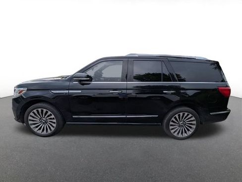 Used 2019 Lincoln Navigator Reserve AWD/4WD image 2