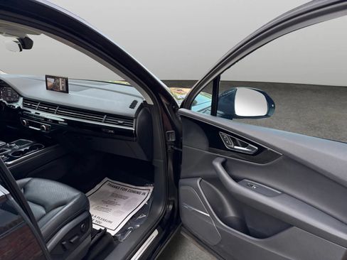 Used 2019 Audi Q7 3.0T Prestige w/ Prestige Package AWD/4WD image 21