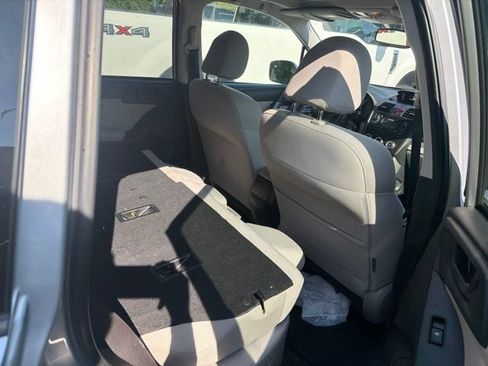 Used 2015 Subaru Forester 2.5i Premium w/ Popular Package #2 AWD/4WD image 6