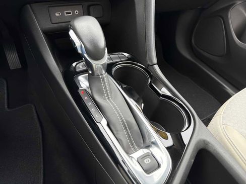 Used 2023 Buick Encore GX Preferred w/ Cold Weather Comfort Package image 11