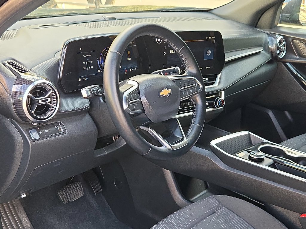 Used 2026 Chevrolet Equinox LT FWD image 15