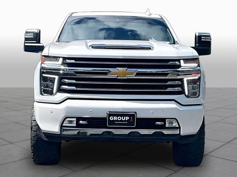 Used 2022 Chevrolet Silverado 2500 High Country w/ Safety Package II AWD/4WD image 4