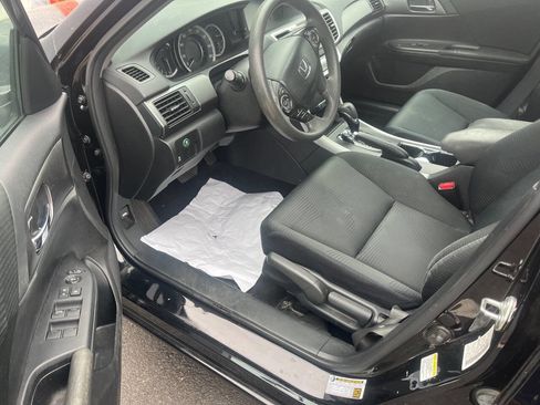 Used 2014 Honda Accord LX image 8