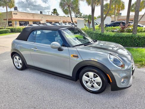 Used 2019 MINI Cooper Convertible FWD image 4