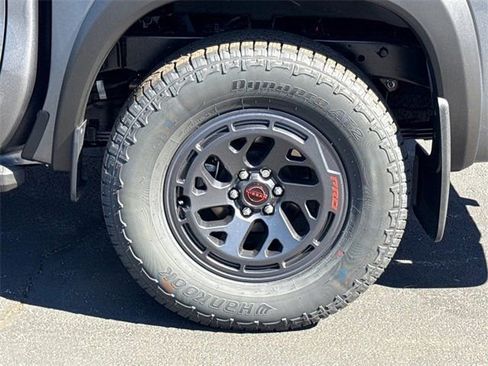New 2026 Nissan Frontier PRO-4X w/ Pro-4x Convenience Package image 6