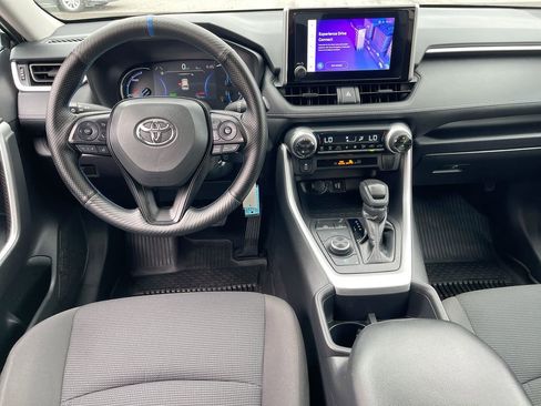 Certified 2024 Toyota RAV4 LE AWD/4WD image 10
