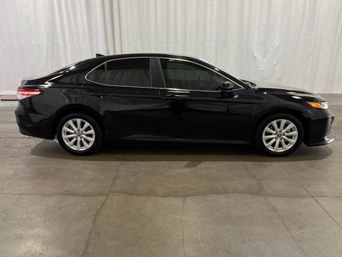 Certified 2020 Toyota Camry LE image 2