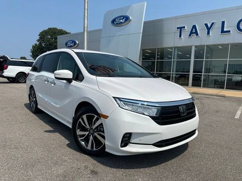 Used 2024 Honda Odyssey Touring image 4