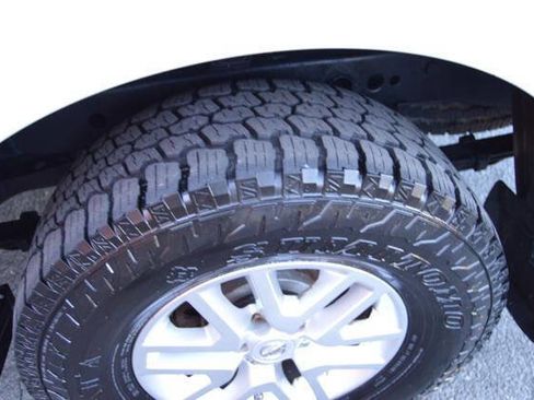 Used 2014 Nissan Frontier SV w/ SV Value Truck Package image 75