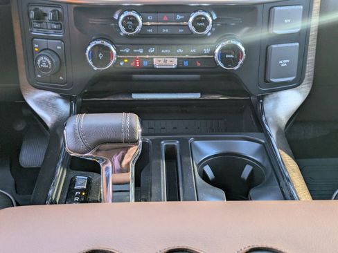 New 2025 Ford F150 King Ranch w/ FX4 Off-Road Package image 25