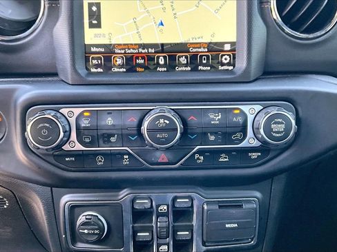 Certified 2021 Jeep Wrangler Unlimited Sahara AWD/4WD image 18