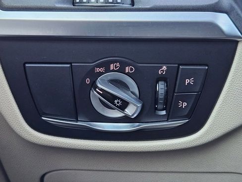 Used 2022 BMW X3 xDrive30i w/ Convenience Package image 16